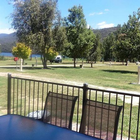 Khancoban Lakeside Caravan Park Eksteriør bilde