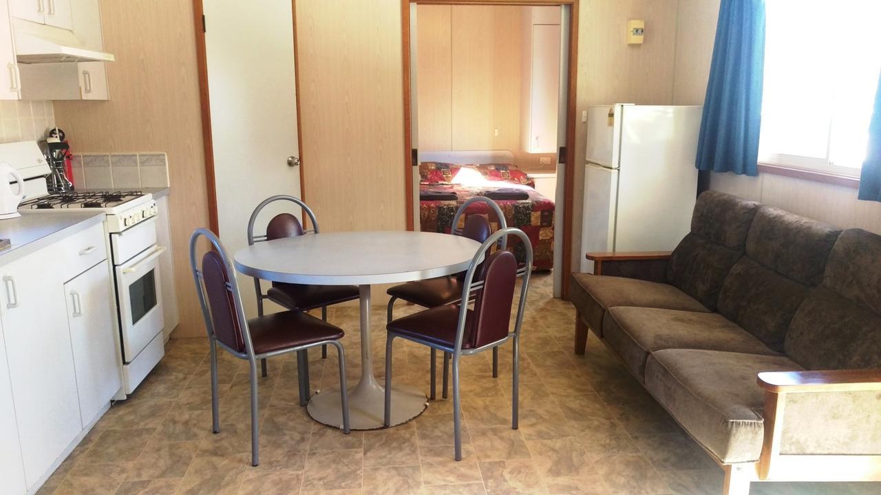 Khancoban Lakeside Caravan Park Eksteriør bilde
