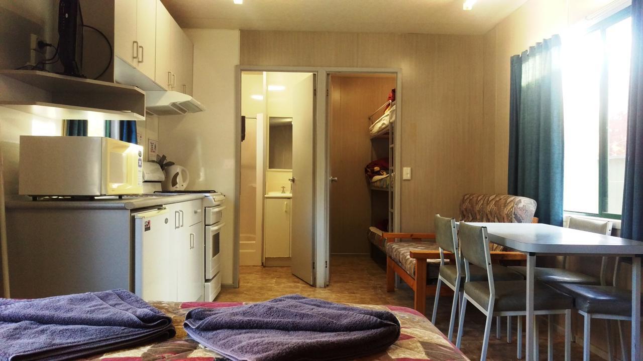 Khancoban Lakeside Caravan Park Eksteriør bilde